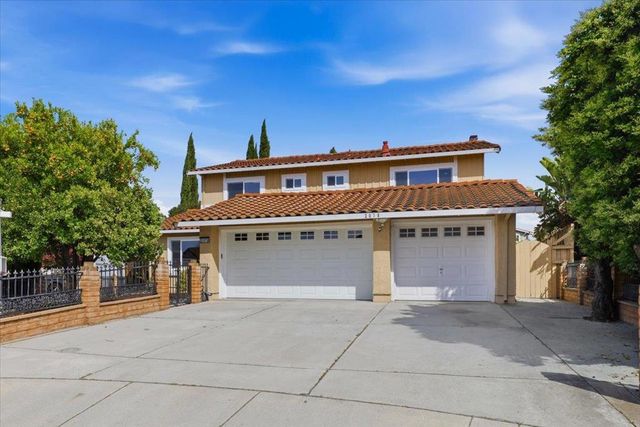 2078 Admiral Pl, San Jose, CA 95133