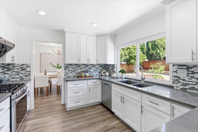 2078 Admiral Pl, San Jose, CA 95133