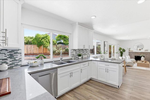 2078 Admiral Pl, San Jose, CA 95133