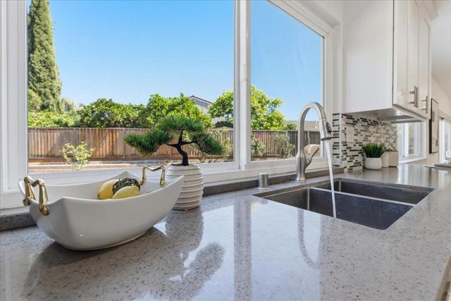 2078 Admiral Pl, San Jose, CA 95133