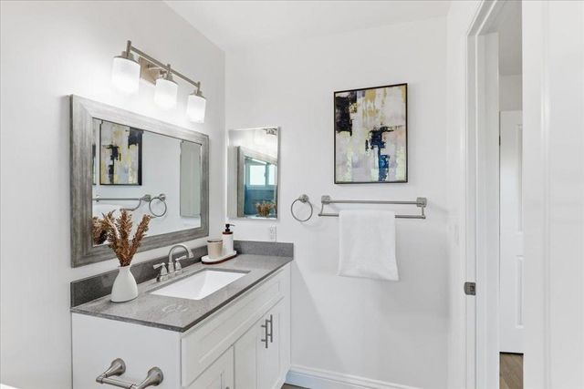 2078 Admiral Pl, San Jose, CA 95133