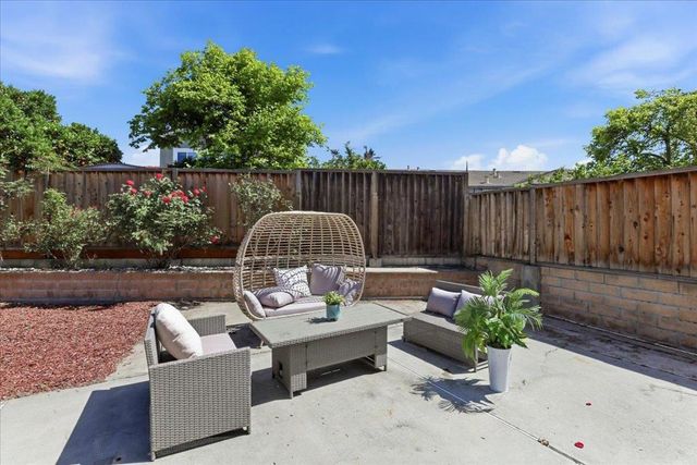 2078 Admiral Pl, San Jose, CA 95133