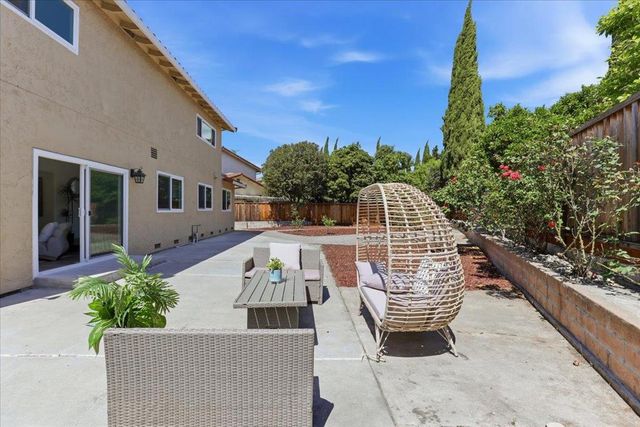 2078 Admiral Pl, San Jose, CA 95133