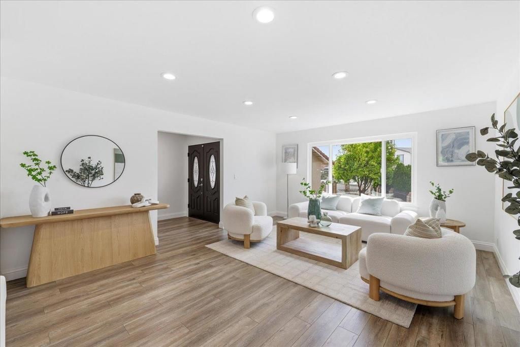 2078 Admiral Pl, San Jose, CA 95133