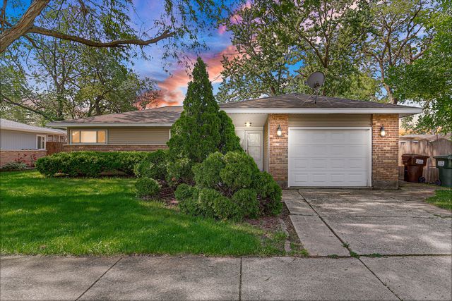 431 Lakewood Boulevard, Park Forest, IL 60466