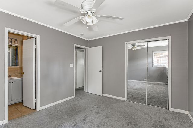 431 Lakewood Boulevard, Park Forest, IL 60466