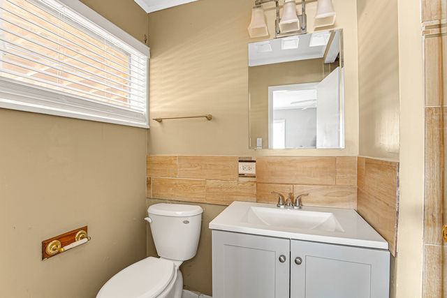 431 Lakewood Boulevard, Park Forest, IL 60466