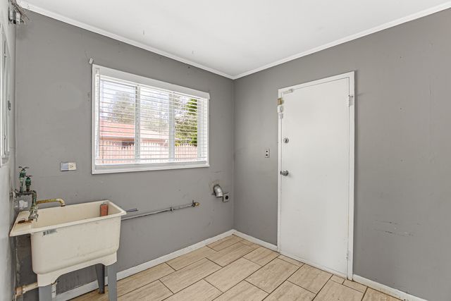 431 Lakewood Boulevard, Park Forest, IL 60466