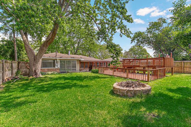 431 Lakewood Boulevard, Park Forest, IL 60466