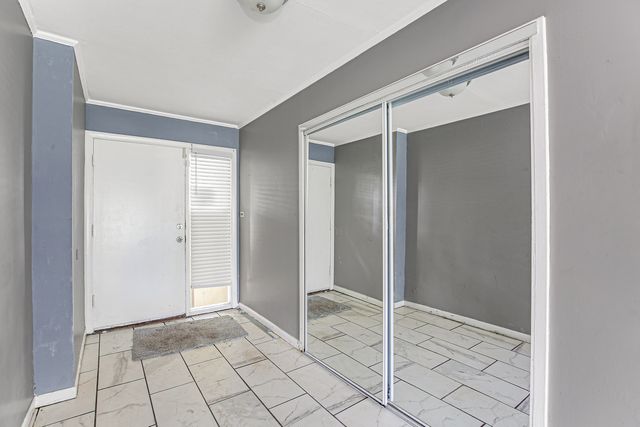 431 Lakewood Boulevard, Park Forest, IL 60466