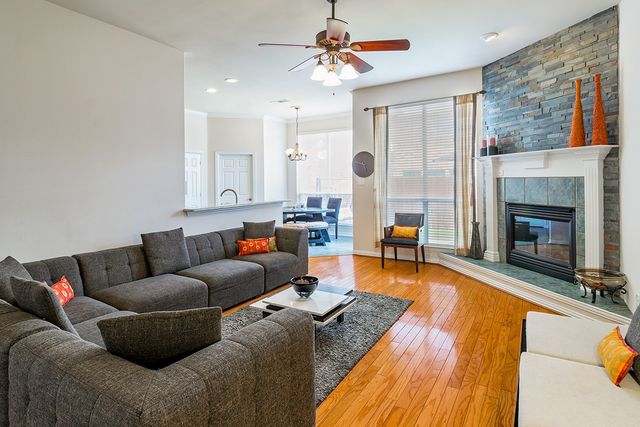 7712 Brookview Court, Irving, TX 75063