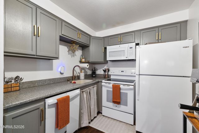 303 W Hampton Drive, Carson City, NV 89706