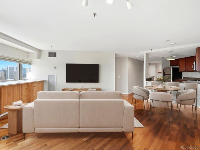 100 Park Avenue 1907, Denver, CO 80205