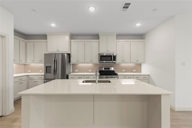 8855 Stablehand Mews, Frisco, TX 75035