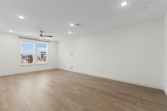 8855 Stablehand Mews, Frisco, TX 75035