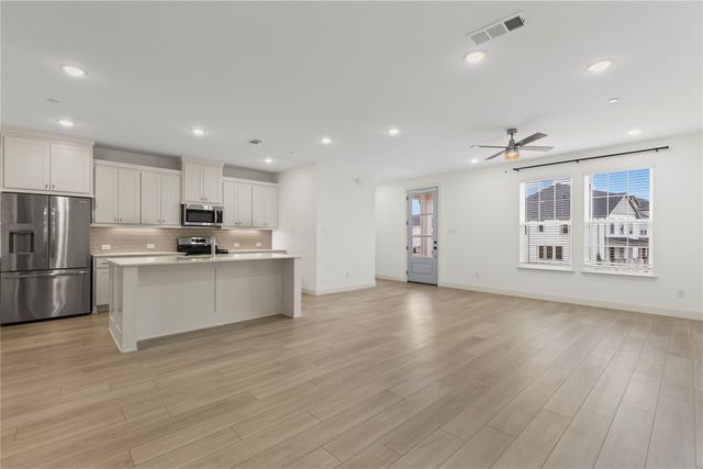 8855 Stablehand Mews, Frisco, TX 75035