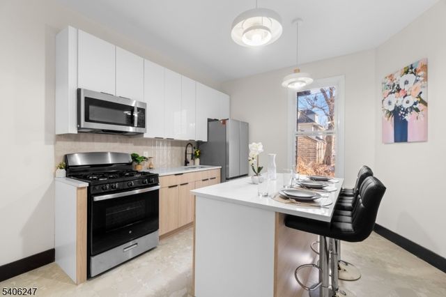 854 S 14Th St, Newark City, NJ 07108