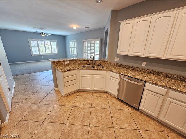 2259 Sandstone Cliffs Drive, Henderson, NV 89044