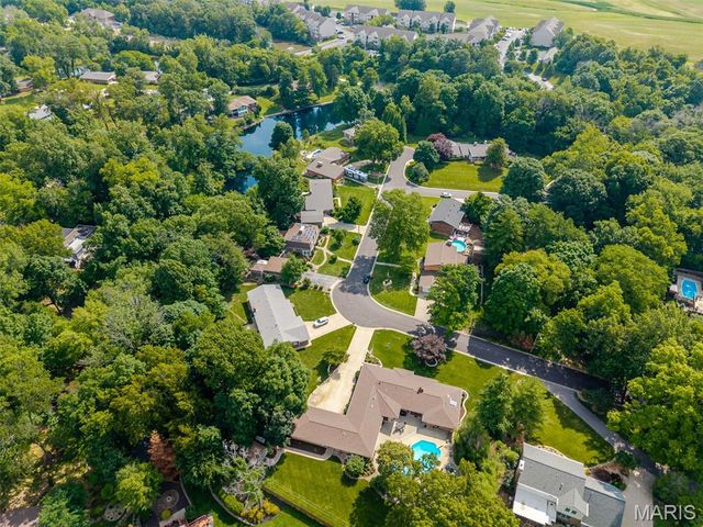 37 Ednick Drive, Swansea, IL 62226