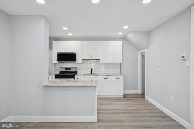 4029 VERNON RD, Drexel Hill, PA 19026