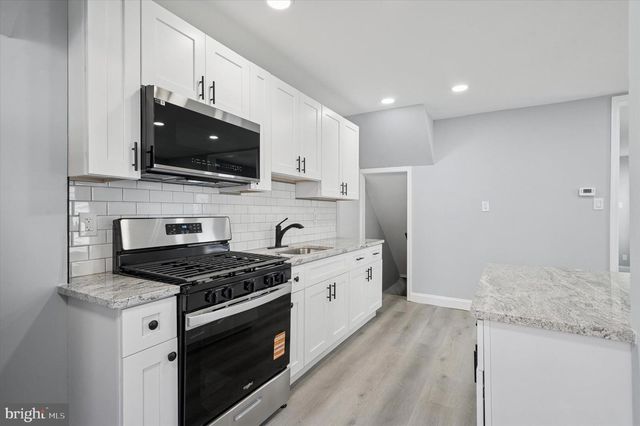 4029 VERNON RD, Drexel Hill, PA 19026