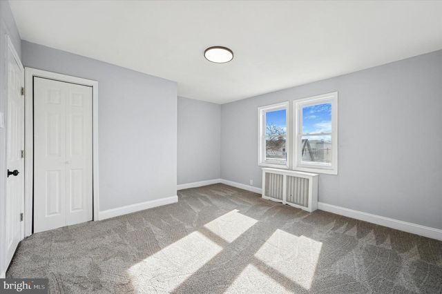 4029 VERNON RD, Drexel Hill, PA 19026