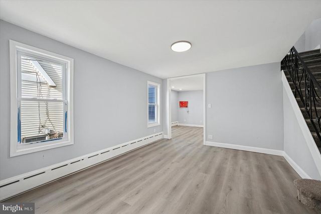 4029 VERNON RD, Drexel Hill, PA 19026