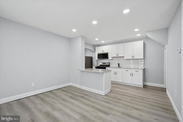 4029 VERNON RD, Drexel Hill, PA 19026