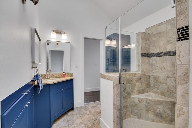 217 Casas Del Sur Street, Granbury, TX 76049