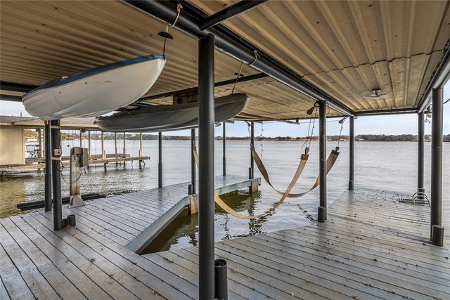 217 Casas Del Sur Street, Granbury, TX 76049