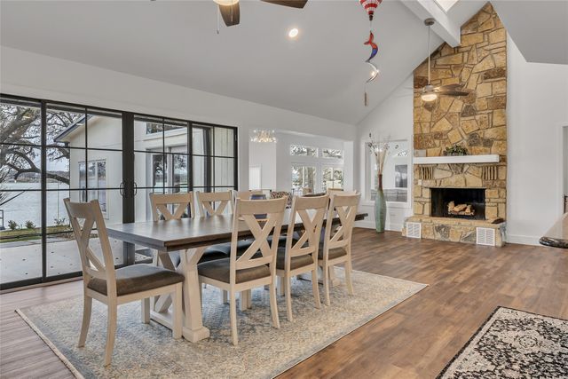 217 Casas Del Sur Street, Granbury, TX 76049