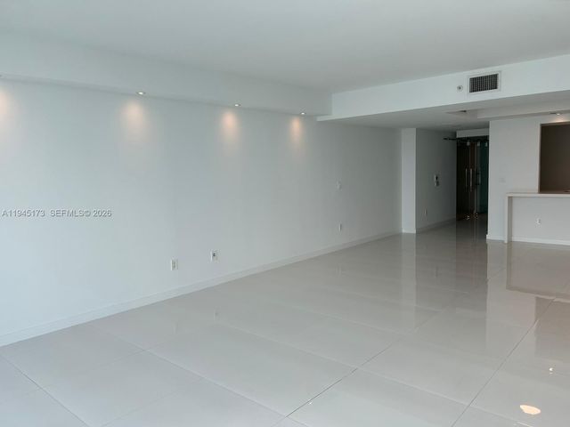 1331 Brickell Bay Dr 4107, Miami, FL 33131