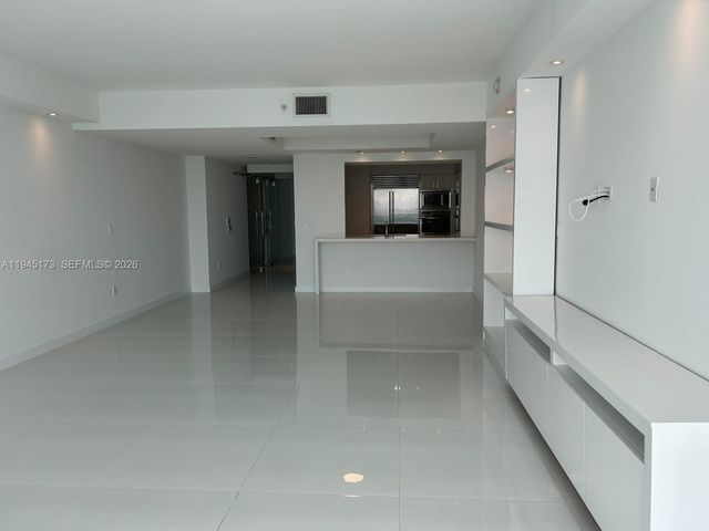 1331 Brickell Bay Dr 4107, Miami, FL 33131