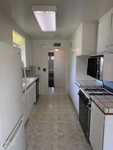 7357 Asman Avenue, Los Angeles, CA 91307