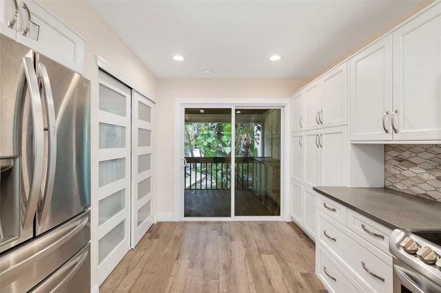 5182 LANCEWOOD DRIVE 14, Sarasota, FL 34232