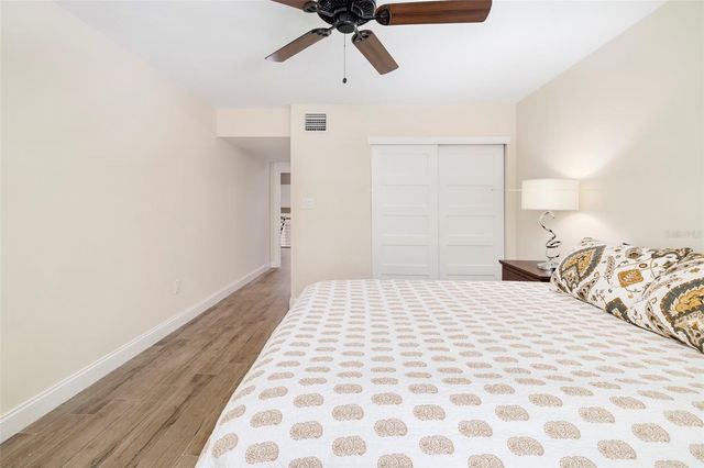 5182 LANCEWOOD DRIVE 14, Sarasota, FL 34232