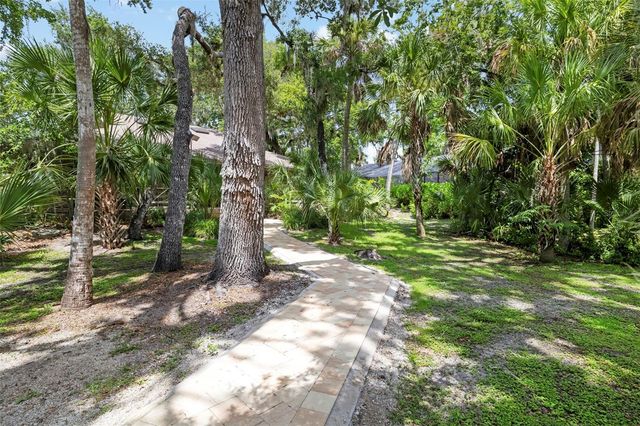 5182 LANCEWOOD DRIVE 14, Sarasota, FL 34232