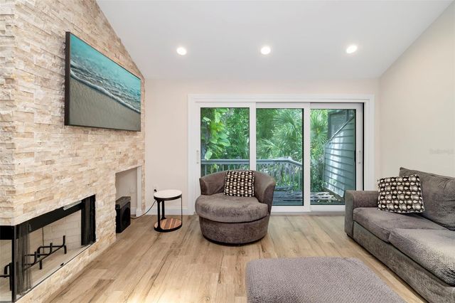 5182 LANCEWOOD DRIVE 14, Sarasota, FL 34232