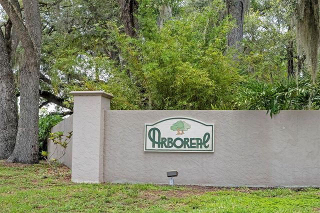 5182 LANCEWOOD DRIVE 14, Sarasota, FL 34232