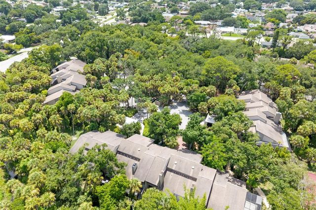 5182 LANCEWOOD DRIVE 14, Sarasota, FL 34232
