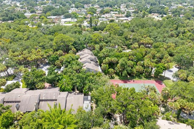 5182 LANCEWOOD DRIVE 14, Sarasota, FL 34232