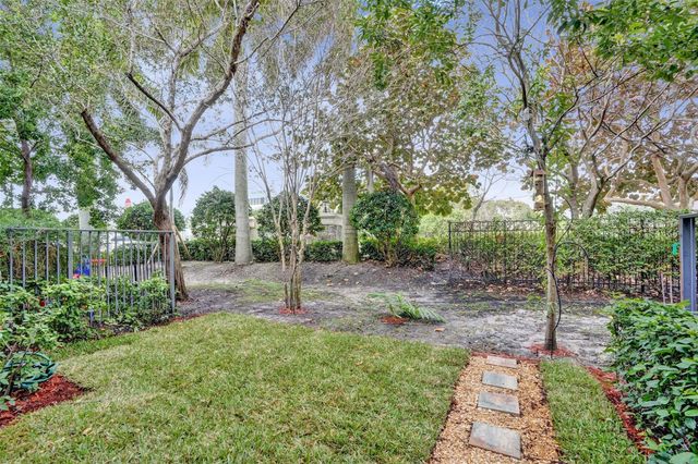 4019 Allerdale Place, Coconut Creek, FL 33073