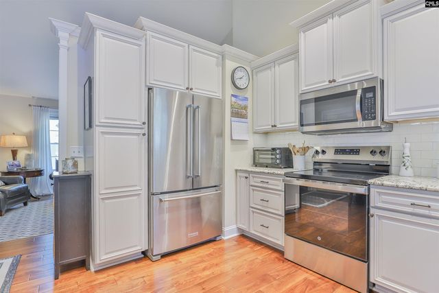 160 Whispering Glen Circle, West Columbia, SC 29170