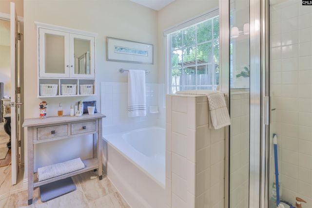 160 Whispering Glen Circle, West Columbia, SC 29170