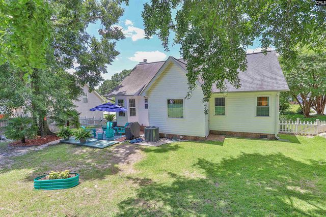 160 Whispering Glen Circle, West Columbia, SC 29170