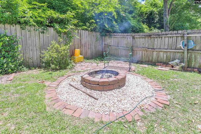 160 Whispering Glen Circle, West Columbia, SC 29170