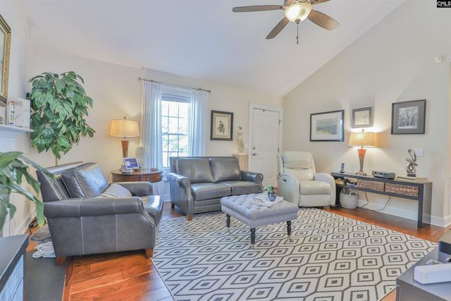 160 Whispering Glen Circle, West Columbia, SC 29170
