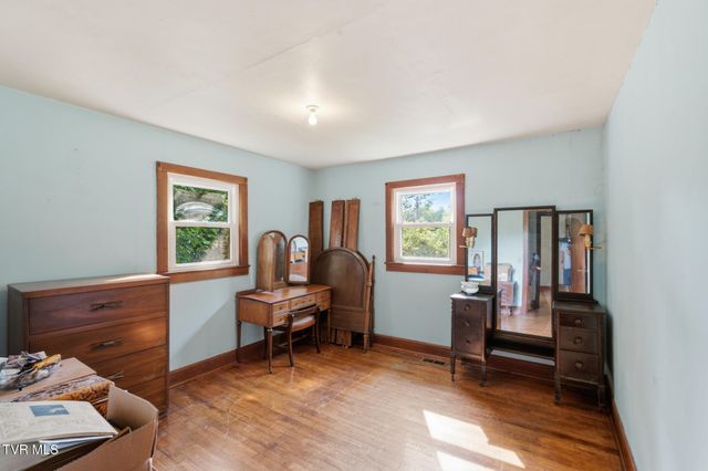 291 Emmett Way, Bristol, TN 37620