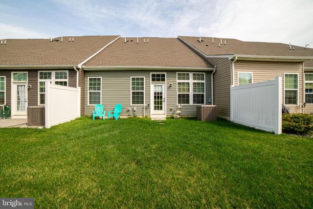 305 HIDDEN ACRES LN, Moorestown, NJ 08057