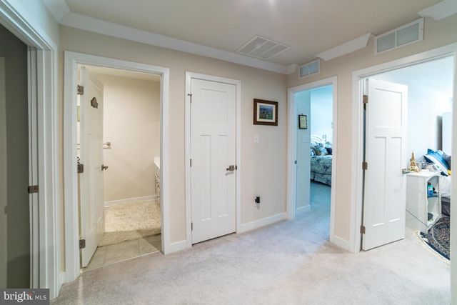 305 HIDDEN ACRES LN, Moorestown, NJ 08057